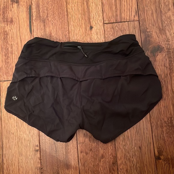 Black women’s athletic shorts. LULULEMON - Picture 2 of 3